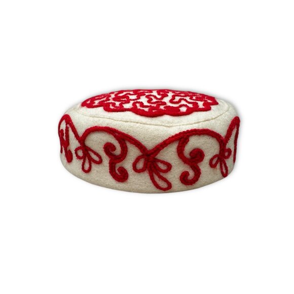 Vintage R H Macy Wool Felt Hat Red Soutache Trim New York 40s 50s Mid Century - Picture 1 of 12